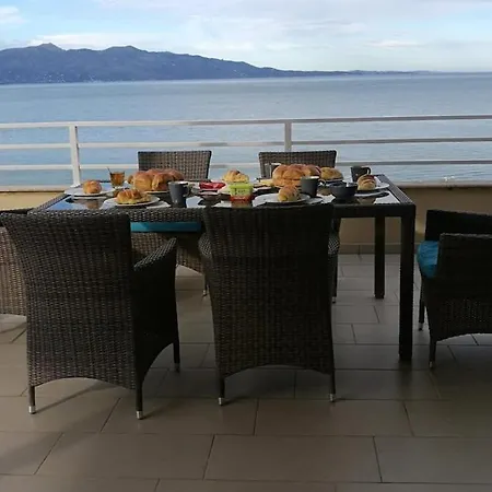 Apartment Cruise Ship Penthouse - 99m2 Terrace - 10 Guests Sarande