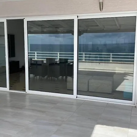 Cruise Ship Penthouse - 99m2 Terrace - 10 Guests Apartment