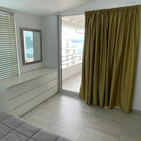 Cruise Ship Penthouse - 99m2 Terrace - 10 Guests * Sarande